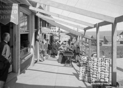 midway