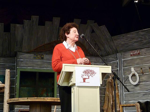 Speaker Valerie Hemingway